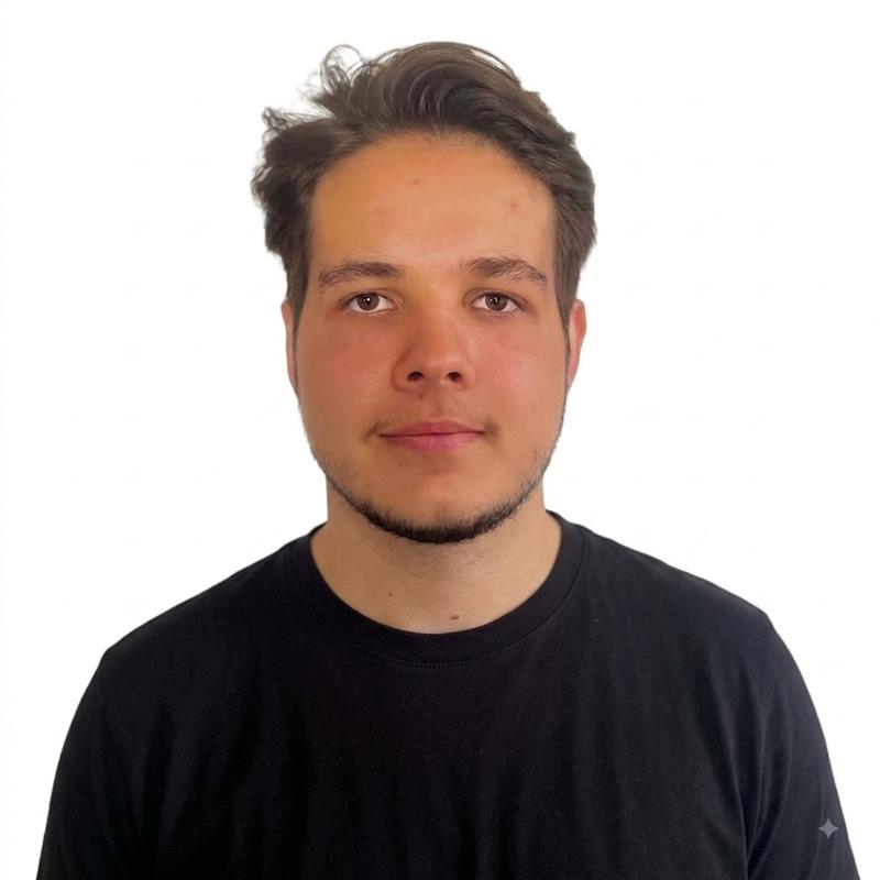 Szikora Viktor
